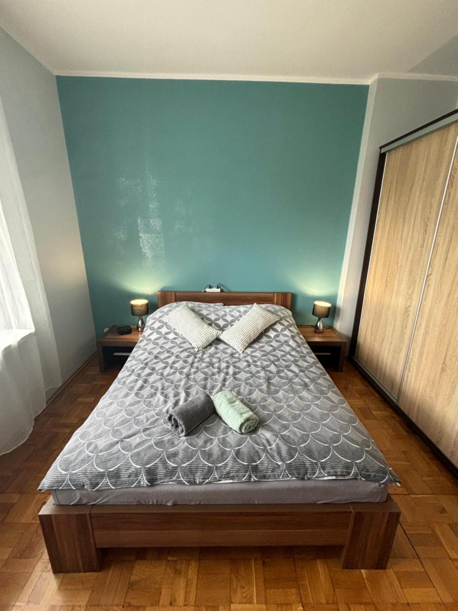 Apartament 18 Torun Bagian luar foto