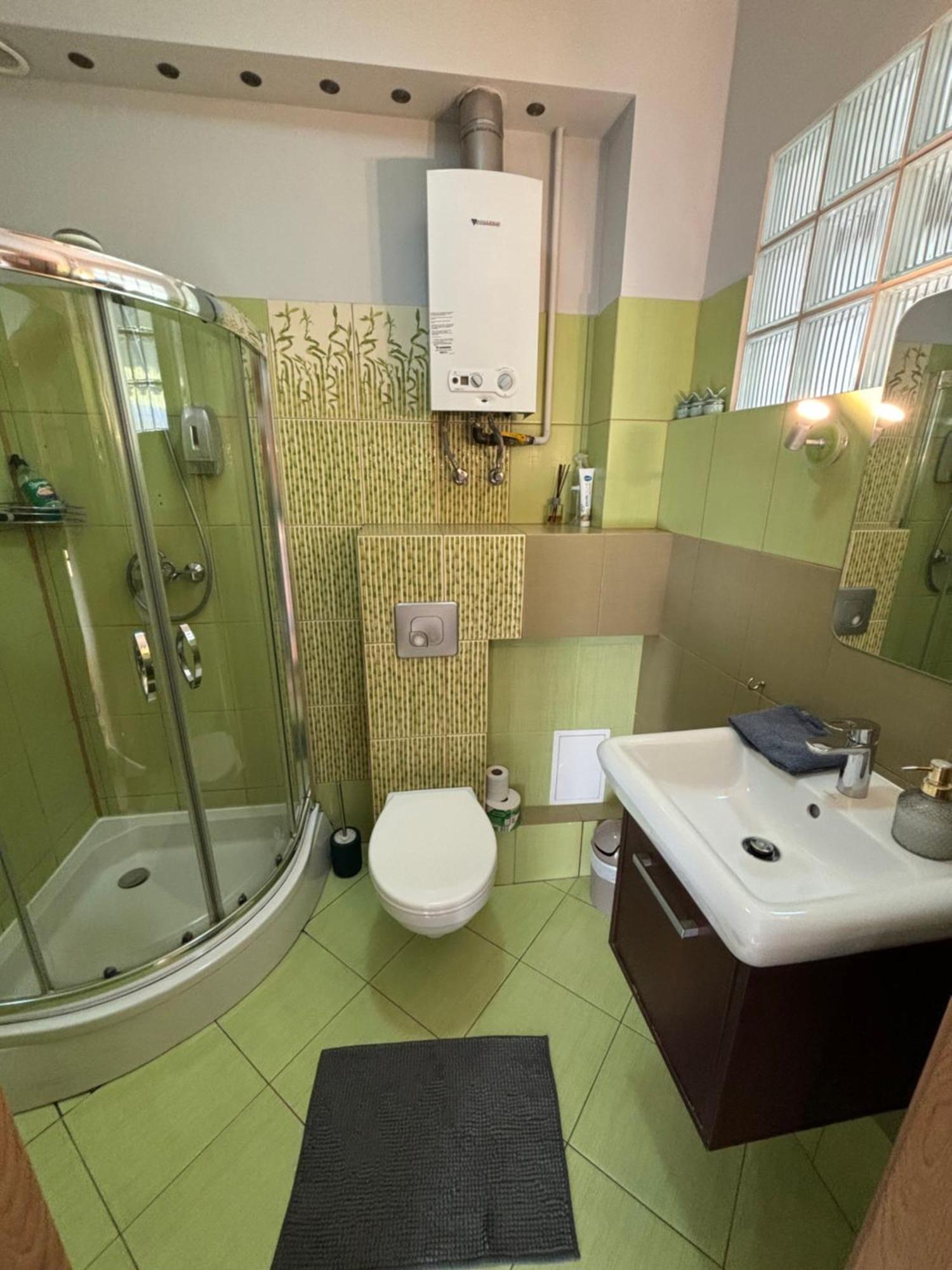 Apartament 18 Torun Bagian luar foto