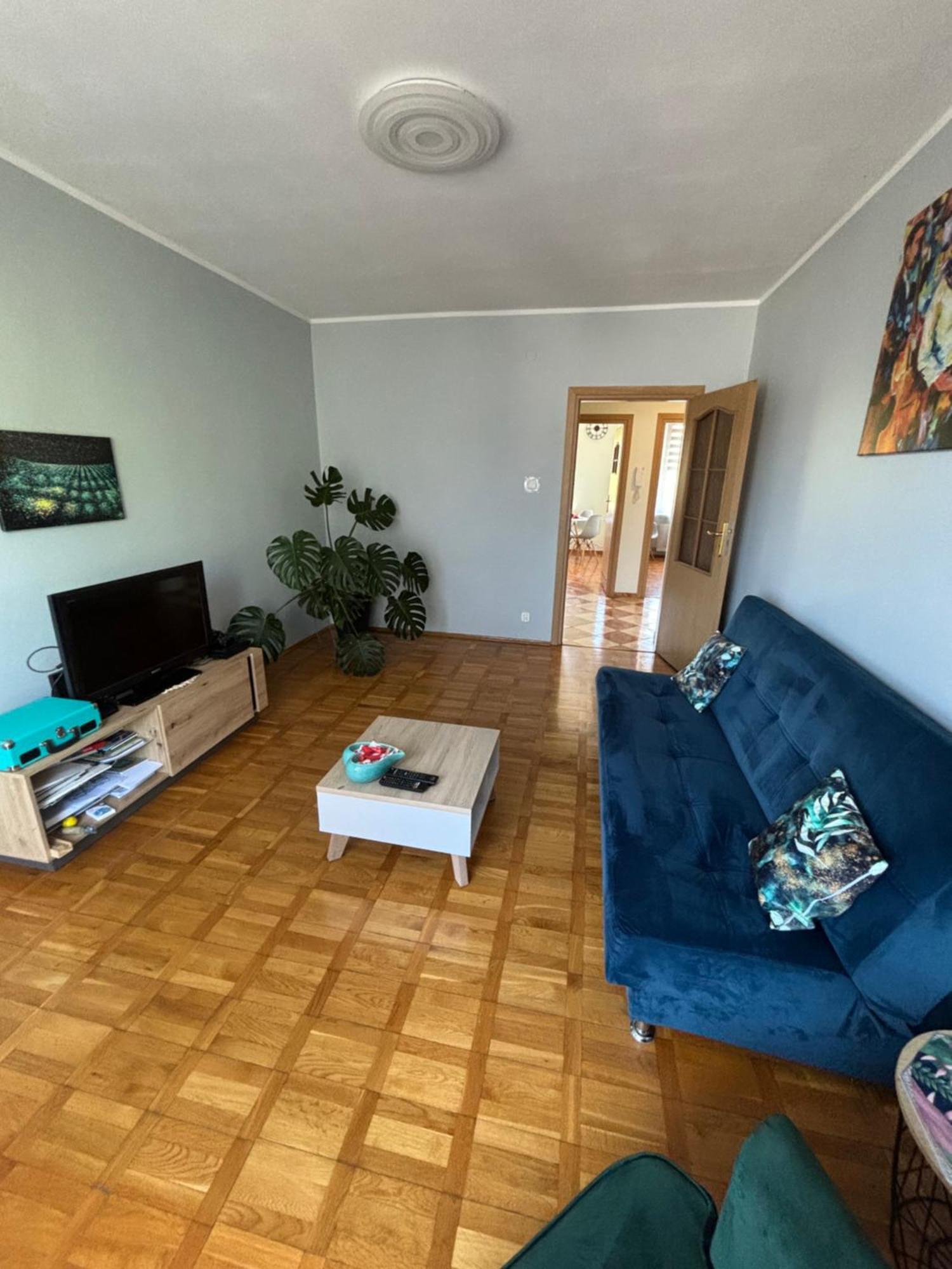 Apartament 18 Torun Bagian luar foto